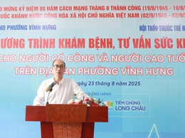 PHƯỜNG VĨNH HƯNG TỔ CHỨC KHÁM, TƯ VẤN SỨC KHỎE CHO NGƯỜI CÓ CÔNG, NGƯỜI CAO TUỔI NHÂN KỶ NIỆM 80 NĂM CÁCH MẠNG THÁNG TÁM VÀ QUỐC KHÁNH 2/9
