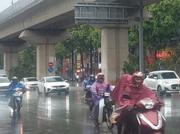 Ảnh hưởng bão số 5, Hà Nội có mưa lớn, gió mạnh từ sáng 25-8