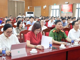 Hơn 300 Đảng viên xã Tiến Thắng tham gia học tập, quán triệt các Nghị quyết của Bộ Chính trị
