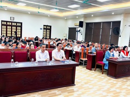 Đảng viên mới xã Nam Phù tham gia lớp bồi dưỡng lý luận Chính trị khoá III năm 2025