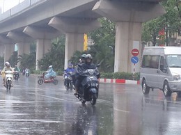 Hà Nội mưa lớn, nguy cơ ngập úng, lũ lên trên sông Bùi, sông Tích