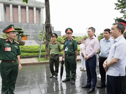 Thứ trưởng Bộ Y tế Trần Văn Thuấn kiểm tra công tác y tế phục vụ Lễ kỷ niệm A80