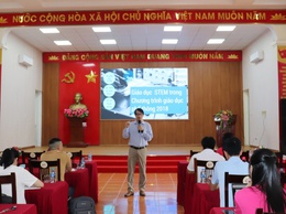 Gần 180 cán bộ quản lý, giáo viên 3 cấp học trên địa bàn xã Phú Nghĩa tham gia tập huấn nâng cao năng lực tổ chức dạy học 2 buổi/ngày gắn với giáo dục STEM và kỹ năng sống