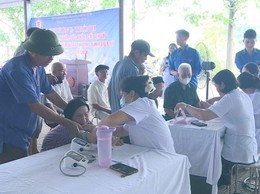 Trạm Y tế xã Phúc Lộc đồng hành cùng người dân trong công tác khám, chữa bệnh