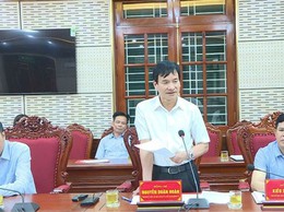 Ngân hàng Nhà nước chi nhánh Khu vực I làm việc với Đảng uỷ xã Phúc Thọ về tình hình hoạt động trên địa bàn