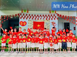 Phường Long Biên trang trí trực quan trang hoàng, rực rỡ chào mừng kỷ niệm 80 năm Cách mạng tháng Tám và Quốc Khánh nước cộng hòa xã hội chủ nghĩa Việt Nam 2/9.