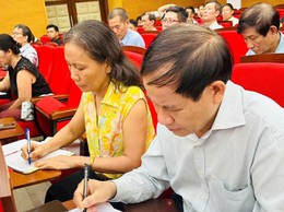 Phường Đống Đa tập huấn một số thủ tục hành chính công của Đảng