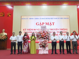 Xã Tiến Thắng tổ chức gặp mặt kỷ niệm 80 năm ngày truyền thống các ngành Văn phòng, Nội vụ, Tư pháp, Tài chính, Văn hoá và Thể thao