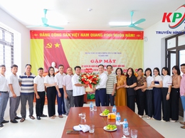 Trung tâm VHTT&TT xã Kiều Phú tổ chức Lễ mít tinh, gặp mặt nhân kỷ niệm 80 năm Ngày truyền thống Ngành Văn hóa (28/8/1945 – 28/8/2025)