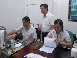 Phường Chương Mỹ tổ chức khám bệnh, tặng quà cho các đối tượng chính sách nhân dịp Quốc khánh 2/9