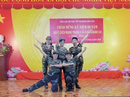 Câu lạc bộ Hưu trí Sơn Tây gặp mặt kỷ niệm cách mạng tháng Tám và Quốc khánh 2.9