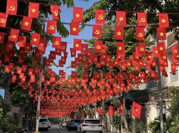 Bộ Chính trị đồng ý tặng 100.000 đồng mỗi người cho toàn dân ăn Tết Độc lập