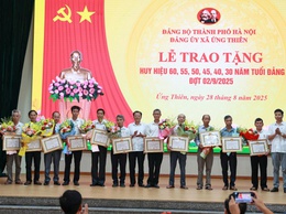 Lễ trao tặng Huy hiệu Đảng và Quán Triệt, triển khai Nghị quyết Đại hội đại biểu Đảng bộ xã Ứng Thiên lần thứ I, nhiệm kỳ 2025-2030