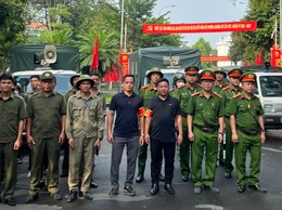 Phường Chương Mỹ ra quân giải tỏa vi phạm trật tự hành lang giao thông