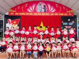 Trường Tiểu học Thị trấn Quốc Oai A tưng bừng kỷ niệm 80 năm cách mạng tháng tám và quốc khánh 2/9: “Hãy yêu nước theo cách của bạn”