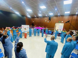 Bệnh viện Tâm thần Hà Nội triển khai trị liệu Múa/Chuyển động cho bệnh nhân cao tuổi