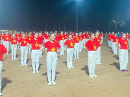 Hội LHPN phường Chương Mỹ tổng duyệt đồng diễn dân vũ chào mừng Quốc khánh 2/9