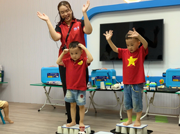 Khơi nguồn đam mê khoa học từ những trải nghiệm STEM – Robotics