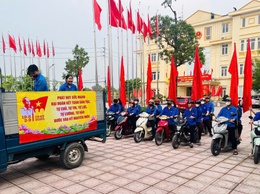 Phòng Văn Hóa - Xã Hội Xã Ngọc Hồi tổ chức tuyên truyền kỷ niệm 80 năm Cách mạng Tháng Tám và Quốc khánh 2-9