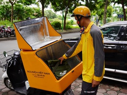 Khai trương dịch vụ chuyển phát hồ sơ đến ngân hàng cho nhóm TTHC trong lĩnh vực đăng ký biện pháp bảo đảm bằng quyền sử dụng đất và tài sản gắn liền với đất và mang Giấy chứng nhận quyền sử dụng đất đến tay người dân