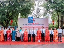 Phường Long Biên gắn biển tên 4 công trình chào mừng Quốc khánh 2-9