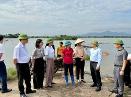 Lãnh đạo UBND xã kiểm tra cơ sở vật chất các trường học phục vụ năm học mới và công tác khắc phục hậu quả sau bão số 5 trên địa bàn