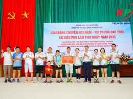 Xã Kiều Phú sôi nổi tham gia Giải bóng chuyền hơi nam, nữ. Chào mừng kỷ niệm 80 năm Cách mạng Tháng Tám thành công, Quốc khánh 2/9 và Thành công Đại hội đại biểu Đảng bộ xã lần thứ nhất.