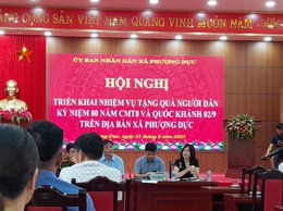 Hội nghị tặng quà Nhân dân kỷ niệm 80 năm Cách mạng Tháng Tám và Quốc khánh 2/9