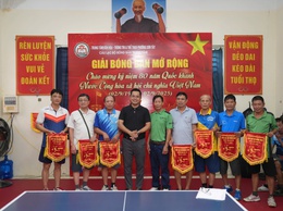 Sôi nổi Giải bóng bàn mở rộng phường Sơn Tây