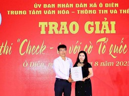 Xã Ô Diên tổng kết và trao giải cuộc thi “Check-in với cờ Tổ quốc”