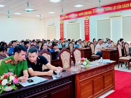 Xã Nam Phù triển khai công tác tặng quà từ Chính phủ đến người dân đảm bảo phương châm 