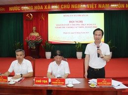 Hội nghị giao ban giữa Thường trực Đảng ủy với bí thư Chi bộ thôn, Tổ dân phố