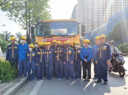 Phường Đại Mỗ ra quân đảm bảo vệ sinh môi trường, trật tự văn minh đô thị