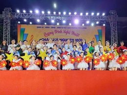 Hội diễn văn nghệ chào mừng thành công Đại hội Đảng bộ phường Phú Lương lần thứ I