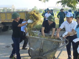 SÓC SƠN PHÁT ĐỘNG PHONG TRÀO VỆ SINH MÔI TRƯỜNG “SÁNG, XANH, SẠCH, ĐẸP”.