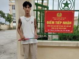 Công an xã Phúc Lộc tăng cường công tác thu hồi vũ khí, vật liệu nổ, công cụ hỗ trợ và pháo vì an toàn của mỗi người, mỗi gia đình và toàn xã hội