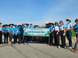 Hội Phụ nữ xã Mỹ Đức thi đua lập thành tích chào Mừng Đại hội Đảng bộ xã khóa 1