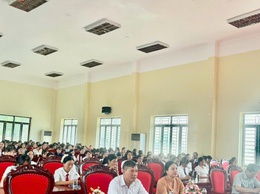 Đảng ủy xã Hòa Phú tổ chức lớp bồi dưỡng chính trị Hè năm 2025 cho 12 trường mầm non, Tiểu học trên địa bàn xã
