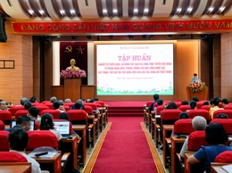 Hội nghị tập huấn nghiệp vụ triển khai dịch vụ công trực tuyến của Đảng, kỹ năng phòng chống lừa đảo công nghệ cao và hướng dẫn quy trình đổi thẻ đảng viên