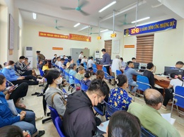 Tổ khảo sát số 11 hướng dẫn, hỗ trợ tổ chức thực hiện TTHC tại 13 Điểm Phục vụ hành chính công xã, phường