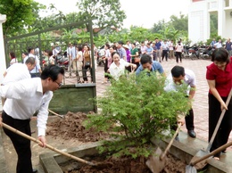 Ứng Hoà tổ chức Lễ phát động hưởng ứng cuộc thi “Sáng – Xanh – Sạch – Đẹp” năm 2025.