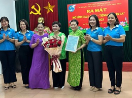 Chi hội phụ nữ TDP số 16 cụm Ngọc Thuỵ-phường Bồ Đề ra mắt câu lạc bộ “Tiếng hát dân ca”