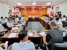 Đoàn công tác Bộ Nông nghiệp và Môi trường làm việc với Thành phố Hà Nội về thực hiện mô hình 02 cấp trong lĩnh vực nông nghiệp và môi trường tại phường Đại Mỗ
