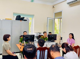 ĐẢNG ỦY XÃ TAM HƯNG TRIỂN KHAI CÔNG TÁC ĐỔI THẺ ĐẢNG VIÊN THEO CHỈ ĐẠO CỦA THÀNH ỦY HÀ NỘI