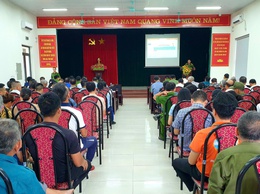 Phường Phú Lương tổ chức tuyên truyền, phổ biến kiến thức, pháp luật về PCCC&CNCH cho gần 200 đại biểu