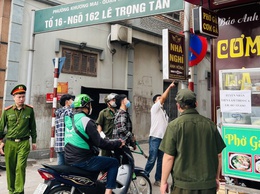 Phường Phương Liệt ban hành Kế hoạch tổ chức ra quân xử lý biển quảng cáo, biển hiệu, biển vẫy, quảng cáo rao vặt sai quy định trên địa bàn