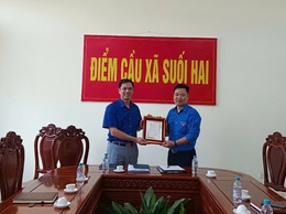 UBND xã Suối Hai đã tổ chức Hội nghị giao nhiệm vụ uỷ thác cho vay đối với hộ nghèo và các đối tượng chính sách khác