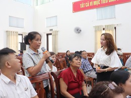 Đưa chuyển đổi số đến từng người dân: Trung tâm Phục vụ hành chính công phối hợp với xã Bát Tràng vào cuộc mạnh mẽ