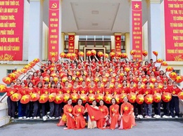 Ấn tượng màn đồng diễn của cán bộ, hội viên phụ nữ xã Quang Minh chào mừng 80 năm Quốc khánh