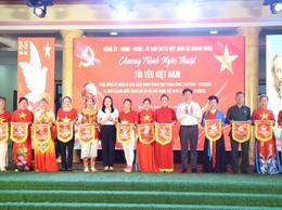 Tưng bừng chương trình nghệ thuật 